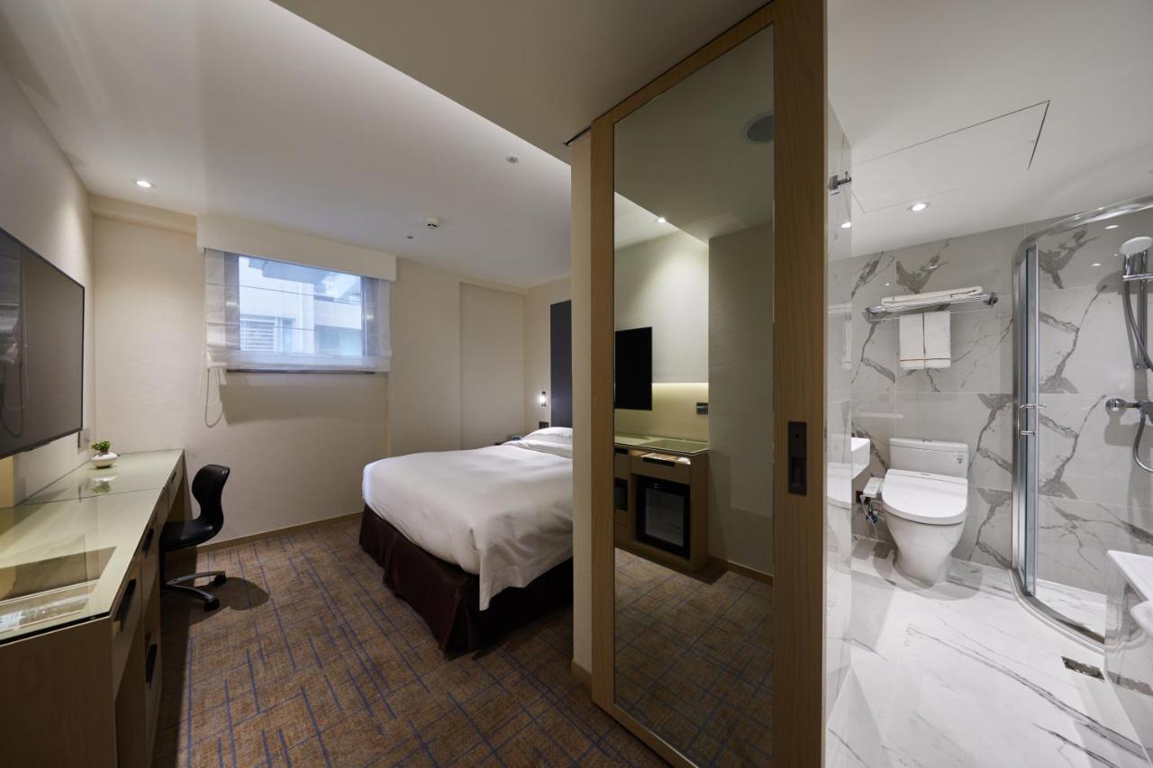 K Hotels Taipei Linsen Luaran gambar