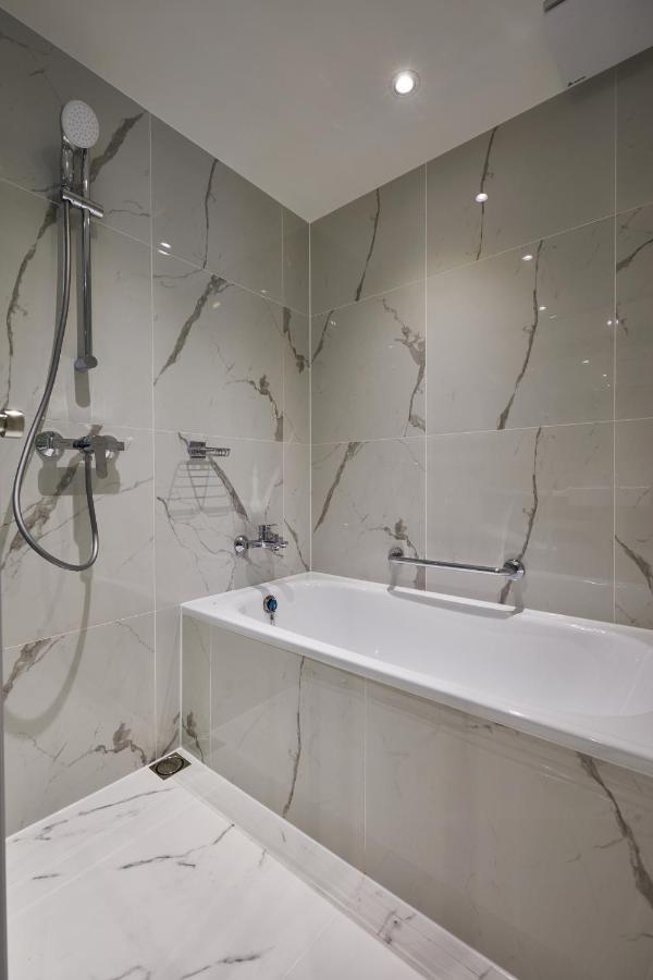 K Hotels Taipei Linsen Luaran gambar